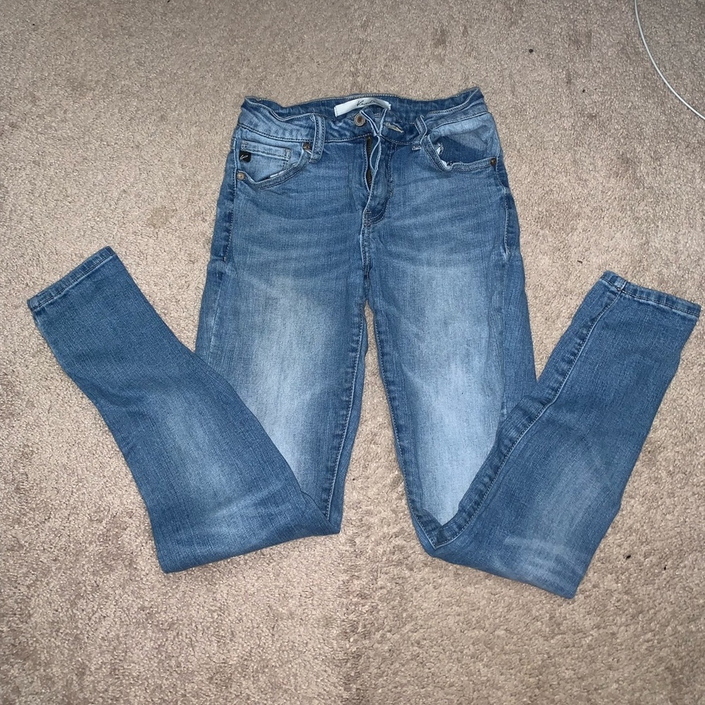 (2/$20) Light Buckle KanCan Skinny Jeans